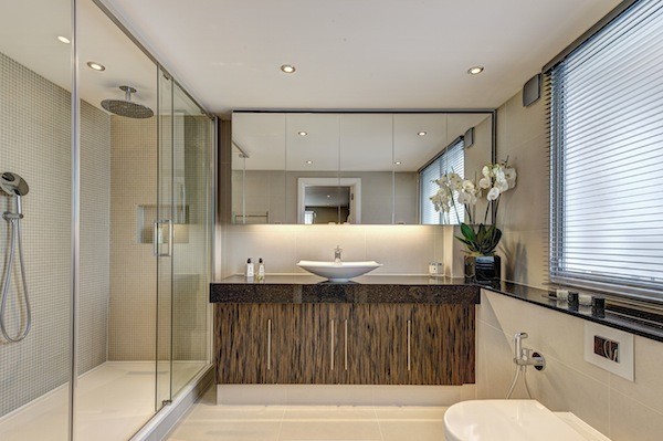 4 - 26TH - Master Ensuite